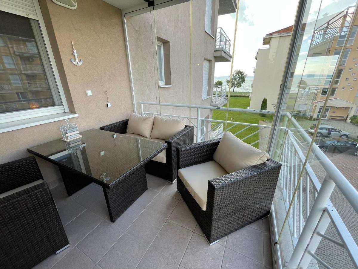 Siofoki Vizparti Nyaralo - Lakeside Apartment Eksteriør bilde